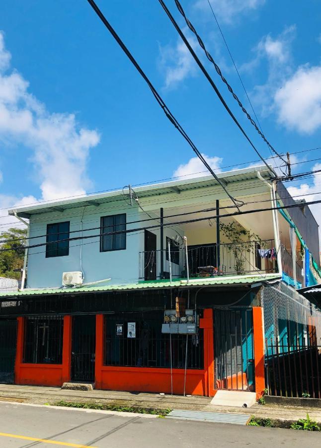 Los Suenos Iye 4 Quepos Eksteriør bilde